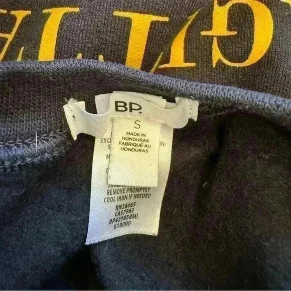 🌈 6/$60, BP Sagittarius Sweatshirt, Black, Small - Picture 3 of 4